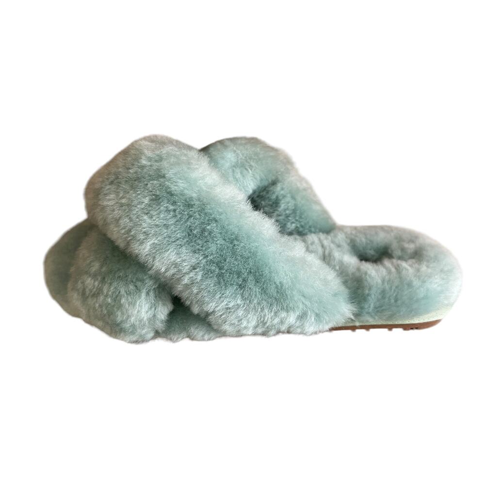 LAMO Fuzzy Sheepskin Shearling Slides Flip Flops M